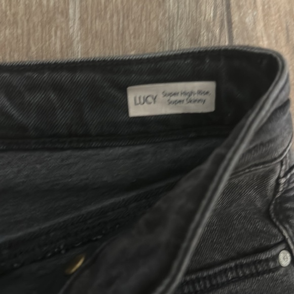 Mavi jeans co. Dark grey skinny jeans size 25 fits like a zero. - Picture 3 of 6